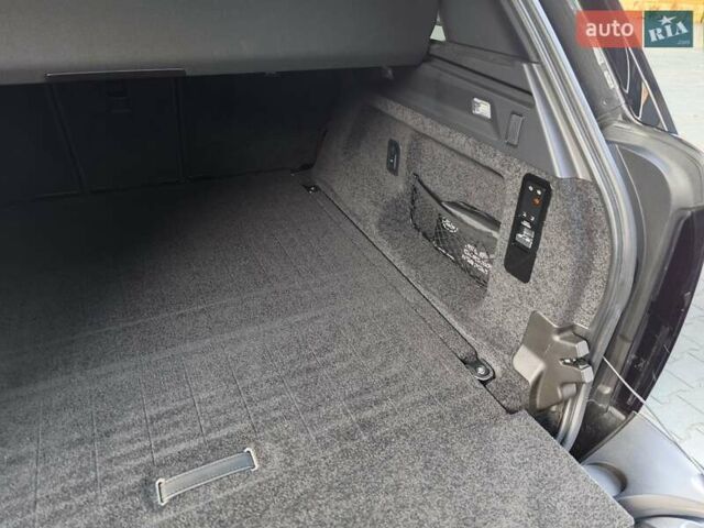 Сірий Ленд Ровер Рендж Ровер, об'ємом двигуна 3 л та пробігом 67 тис. км за 159000 $, фото 55 на Automoto.ua