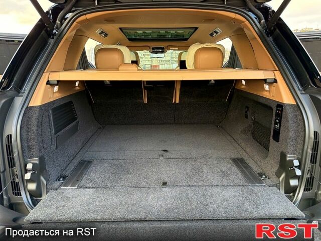 Сірий Ленд Ровер Рендж Ровер, об'ємом двигуна 4.4 л та пробігом 35 тис. км за 239999 $, фото 13 на Automoto.ua