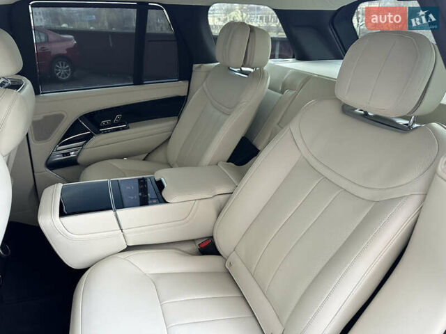 Сірий Ленд Ровер Рендж Ровер, об'ємом двигуна 4.39 л та пробігом 65 тис. км за 179999 $, фото 15 на Automoto.ua