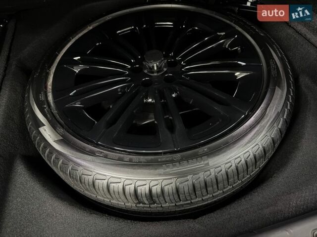 Серый Ленд Ровер Рендж Ровер, объемом двигателя 4.39 л и пробегом 27 тыс. км за 179500 $, фото 72 на Automoto.ua