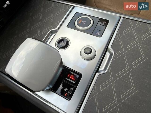 Серый Ленд Ровер Рендж Ровер, объемом двигателя 4.39 л и пробегом 35 тыс. км за 239999 $, фото 35 на Automoto.ua