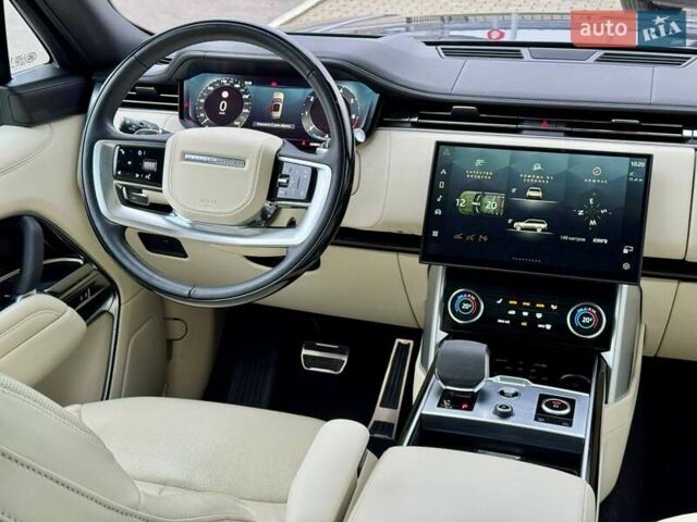 Серый Ленд Ровер Рендж Ровер, объемом двигателя 4.39 л и пробегом 64 тыс. км за 173000 $, фото 31 на Automoto.ua