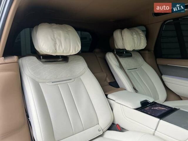 Серый Ленд Ровер Рендж Ровер, объемом двигателя 4.39 л и пробегом 35 тыс. км за 269000 $, фото 32 на Automoto.ua