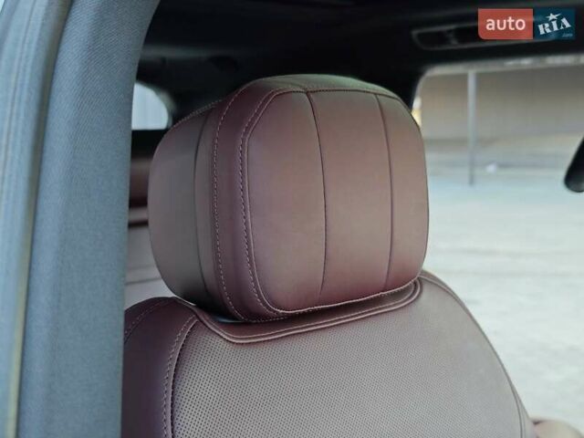 Сірий Ленд Ровер Рендж Ровер, об'ємом двигуна 3 л та пробігом 67 тис. км за 159000 $, фото 75 на Automoto.ua