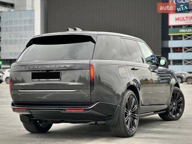 Ленд Ровер Рендж Ровер 2023 в Киеве на Automoto.ua Серый Ленд Ровер Рендж Ровер, объемом двигателя 3 л и пробегом 40 тыс. км за 179900 $, фото 28 на Automoto.ua