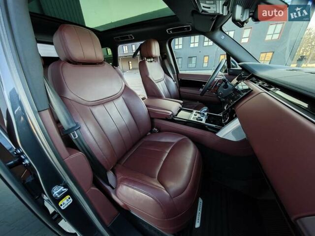 Сірий Ленд Ровер Рендж Ровер, об'ємом двигуна 3 л та пробігом 67 тис. км за 159000 $, фото 77 на Automoto.ua