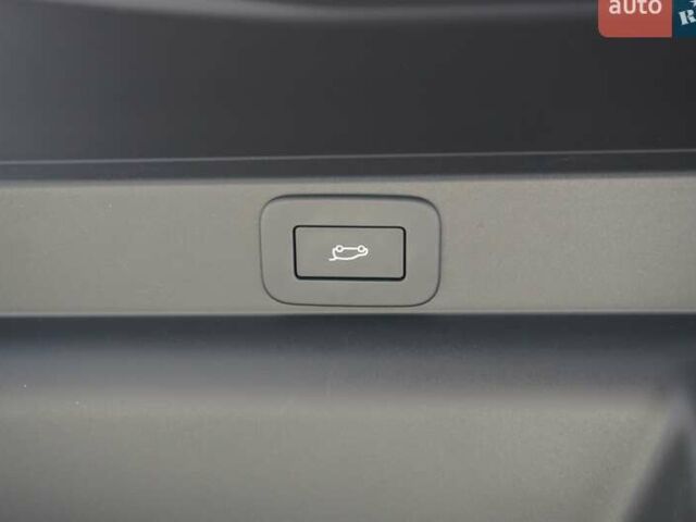 Серый Ленд Ровер Рендж Ровер, объемом двигателя 4.39 л и пробегом 27 тыс. км за 179900 $, фото 44 на Automoto.ua