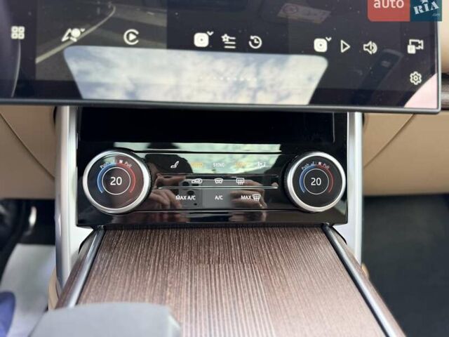 Серый Ленд Ровер Рендж Ровер, объемом двигателя 3 л и пробегом 63 тыс. км за 162500 $, фото 45 на Automoto.ua