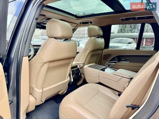 Серый Ленд Ровер Рендж Ровер, объемом двигателя 3 л и пробегом 63 тыс. км за 162500 $, фото 34 на Automoto.ua