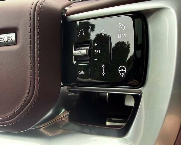 Ленд Ровер Рендж Ровер 2023 в Киеве на Automoto.ua Серый Ленд Ровер Рендж Ровер, объемом двигателя 3 л и пробегом 55 тыс. км за 199444 $, фото 19 на Automoto.ua