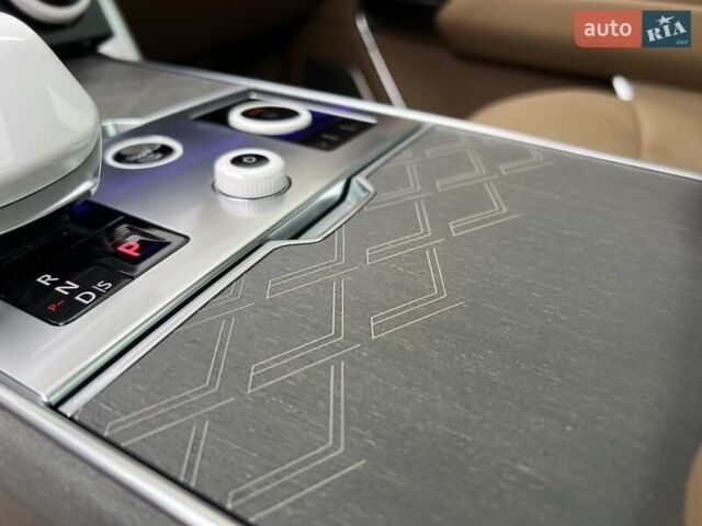 Серый Ленд Ровер Рендж Ровер, объемом двигателя 4.39 л и пробегом 32 тыс. км за 273000 $, фото 19 на Automoto.ua