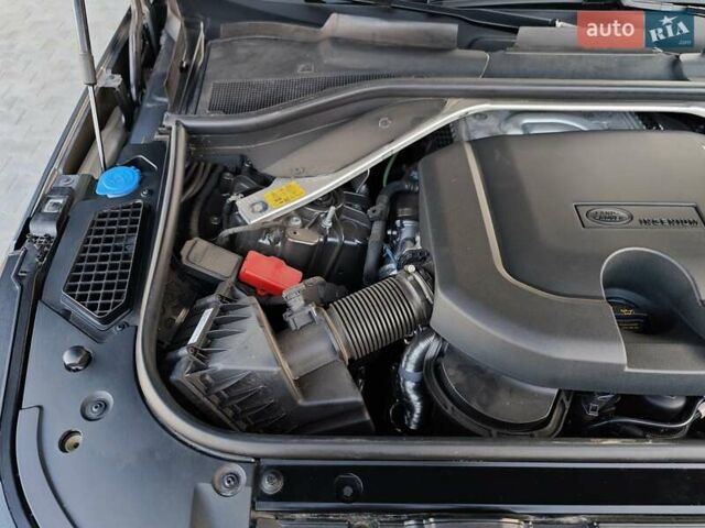 Сірий Ленд Ровер Рендж Ровер, об'ємом двигуна 3 л та пробігом 67 тис. км за 159000 $, фото 129 на Automoto.ua