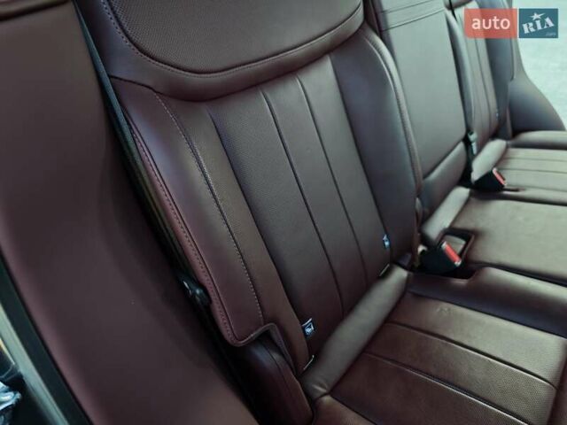 Сірий Ленд Ровер Рендж Ровер, об'ємом двигуна 3 л та пробігом 67 тис. км за 159000 $, фото 64 на Automoto.ua