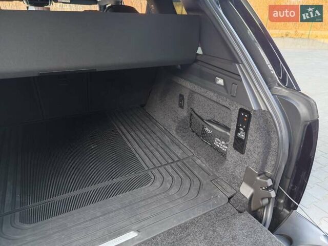 Сірий Ленд Ровер Рендж Ровер, об'ємом двигуна 3 л та пробігом 67 тис. км за 159000 $, фото 49 на Automoto.ua
