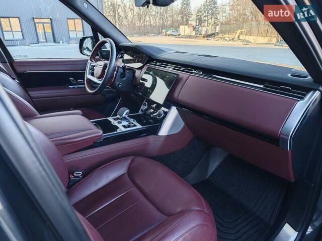 Сірий Ленд Ровер Рендж Ровер, об'ємом двигуна 3 л та пробігом 67 тис. км за 159000 $, фото 81 на Automoto.ua