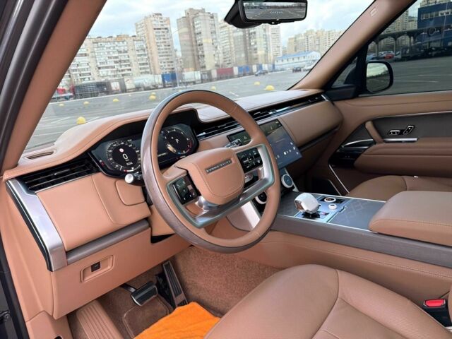 Сірий Ленд Ровер Рендж Ровер, об'ємом двигуна 4.4 л та пробігом 35 тис. км за 239999 $, фото 13 на Automoto.ua