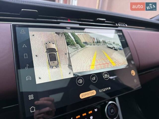 Ленд Ровер Рендж Ровер 2023 в Киеве на Automoto.ua Серый Ленд Ровер Рендж Ровер, объемом двигателя 3 л и пробегом 55 тыс. км за 199444 $, фото 17 на Automoto.ua
