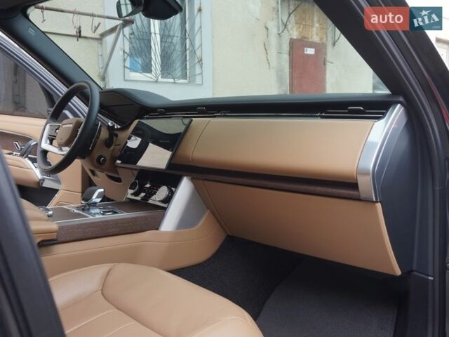 Серый Ленд Ровер Рендж Ровер, объемом двигателя 4.39 л и пробегом 27 тыс. км за 179900 $, фото 39 на Automoto.ua