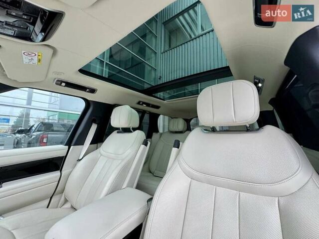 Серый Ленд Ровер Рендж Ровер, объемом двигателя 4.39 л и пробегом 64 тыс. км за 173000 $, фото 19 на Automoto.ua