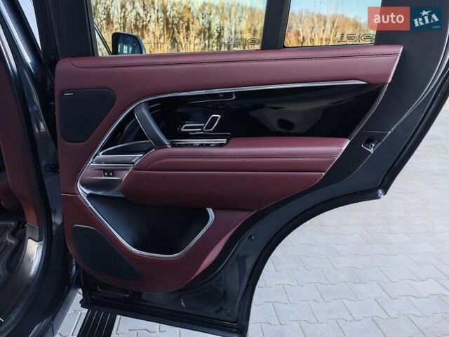 Сірий Ленд Ровер Рендж Ровер, об'ємом двигуна 3 л та пробігом 67 тис. км за 159000 $, фото 58 на Automoto.ua