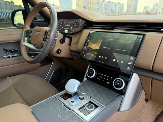 Сірий Ленд Ровер Рендж Ровер, об'ємом двигуна 4.4 л та пробігом 35 тис. км за 239999 $, фото 2 на Automoto.ua