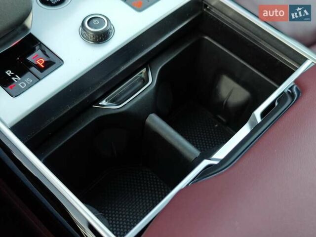 Сірий Ленд Ровер Рендж Ровер, об'ємом двигуна 3 л та пробігом 67 тис. км за 159000 $, фото 101 на Automoto.ua