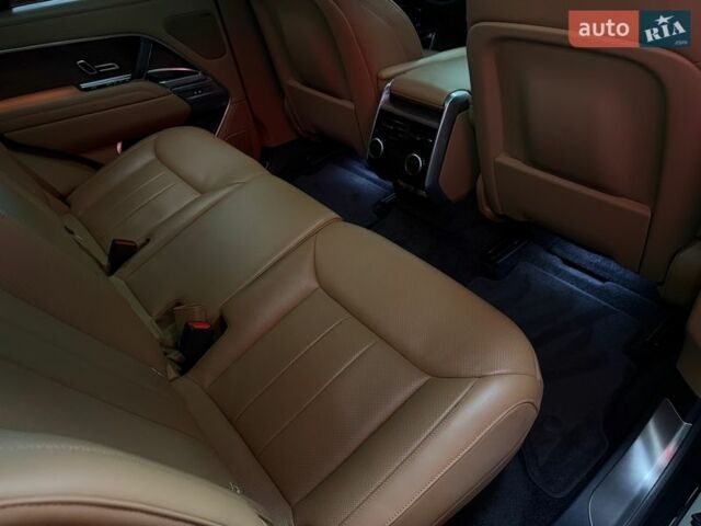 Серый Ленд Ровер Рендж Ровер, объемом двигателя 4.39 л и пробегом 27 тыс. км за 179500 $, фото 62 на Automoto.ua