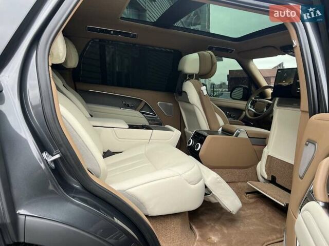 Серый Ленд Ровер Рендж Ровер, объемом двигателя 4.39 л и пробегом 35 тыс. км за 269000 $, фото 30 на Automoto.ua