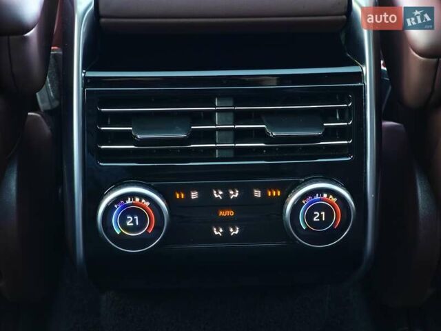 Сірий Ленд Ровер Рендж Ровер, об'ємом двигуна 3 л та пробігом 67 тис. км за 159000 $, фото 62 на Automoto.ua