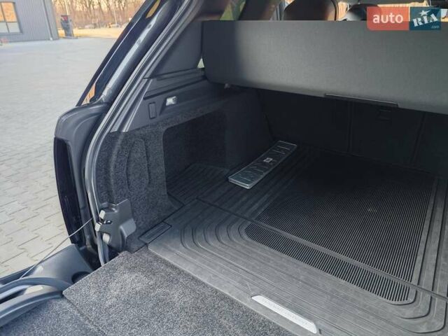 Сірий Ленд Ровер Рендж Ровер, об'ємом двигуна 3 л та пробігом 67 тис. км за 159000 $, фото 48 на Automoto.ua