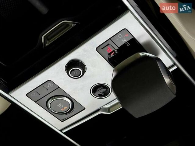 Серый Ленд Ровер Рендж Ровер, объемом двигателя 4.39 л и пробегом 64 тыс. км за 173000 $, фото 26 на Automoto.ua