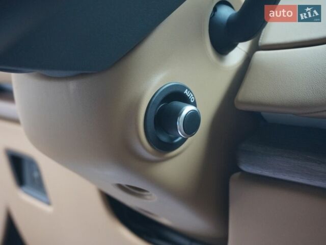 Серый Ленд Ровер Рендж Ровер, объемом двигателя 4.39 л и пробегом 27 тыс. км за 179900 $, фото 52 на Automoto.ua