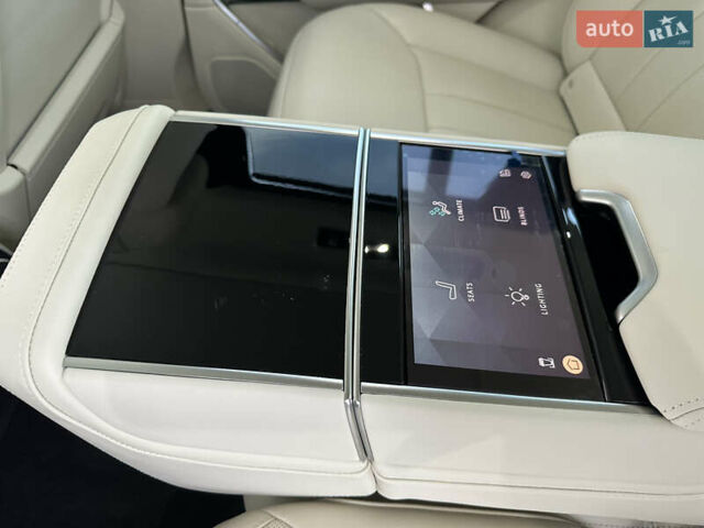 Сірий Ленд Ровер Рендж Ровер, об'ємом двигуна 4.39 л та пробігом 65 тис. км за 179999 $, фото 20 на Automoto.ua