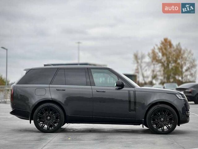 Ленд Ровер Рендж Ровер 2023 в Киеве на Automoto.ua Серый Ленд Ровер Рендж Ровер, объемом двигателя 3 л и пробегом 40 тыс. км за 179900 $, фото 18 на Automoto.ua