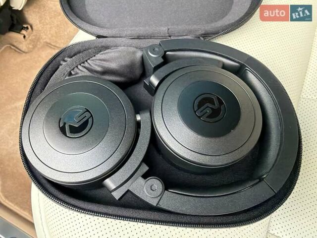 Серый Ленд Ровер Рендж Ровер, объемом двигателя 4.39 л и пробегом 35 тыс. км за 239999 $, фото 44 на Automoto.ua