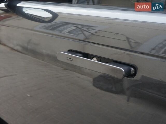 Серый Ленд Ровер Рендж Ровер, объемом двигателя 4.39 л и пробегом 27 тыс. км за 179900 $, фото 15 на Automoto.ua