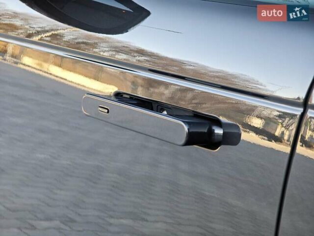 Сірий Ленд Ровер Рендж Ровер, об'ємом двигуна 3 л та пробігом 67 тис. км за 159000 $, фото 19 на Automoto.ua