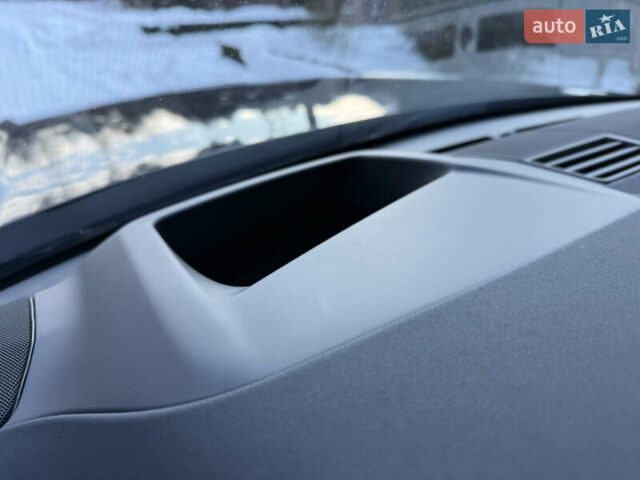 Сірий Ленд Ровер Рендж Ровер, об'ємом двигуна 3 л та пробігом 68 тис. км за 149950 $, фото 35 на Automoto.ua