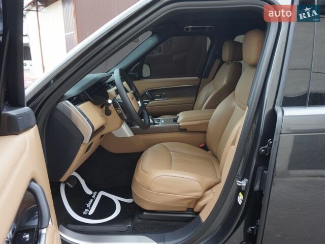 Серый Ленд Ровер Рендж Ровер, объемом двигателя 4.39 л и пробегом 27 тыс. км за 179900 $, фото 23 на Automoto.ua