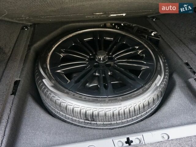 Серый Ленд Ровер Рендж Ровер, объемом двигателя 4.39 л и пробегом 27 тыс. км за 179900 $, фото 42 на Automoto.ua