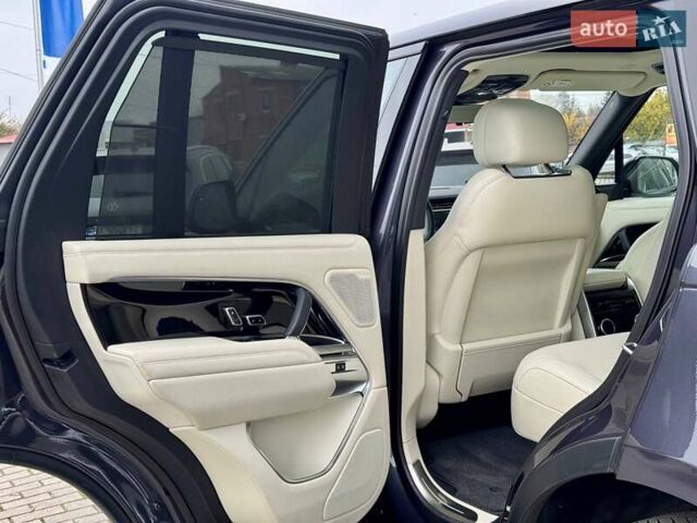 Серый Ленд Ровер Рендж Ровер, объемом двигателя 4.39 л и пробегом 64 тыс. км за 173000 $, фото 28 на Automoto.ua