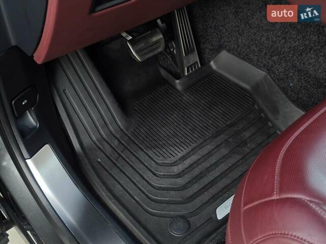 Сірий Ленд Ровер Рендж Ровер, об'ємом двигуна 3 л та пробігом 67 тис. км за 159000 $, фото 25 на Automoto.ua