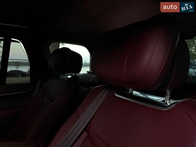 Серый Ленд Ровер Рендж Ровер, объемом двигателя 3 л и пробегом 142 тыс. км за 151000 $, фото 22 на Automoto.ua