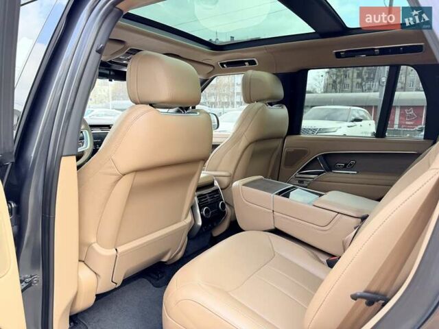 Серый Ленд Ровер Рендж Ровер, объемом двигателя 3 л и пробегом 63 тыс. км за 162500 $, фото 33 на Automoto.ua