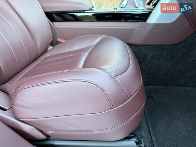 Сірий Ленд Ровер Рендж Ровер, об'ємом двигуна 3 л та пробігом 68 тис. км за 149950 $, фото 70 на Automoto.ua