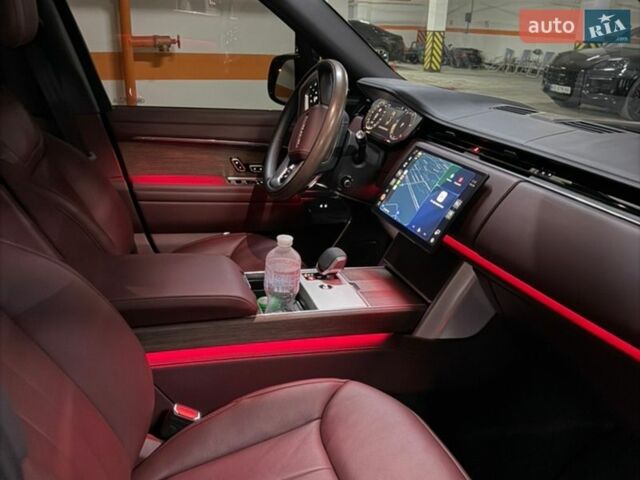 Серый Ленд Ровер Рендж Ровер, объемом двигателя 3 л и пробегом 30 тыс. км за 197000 $, фото 6 на Automoto.ua