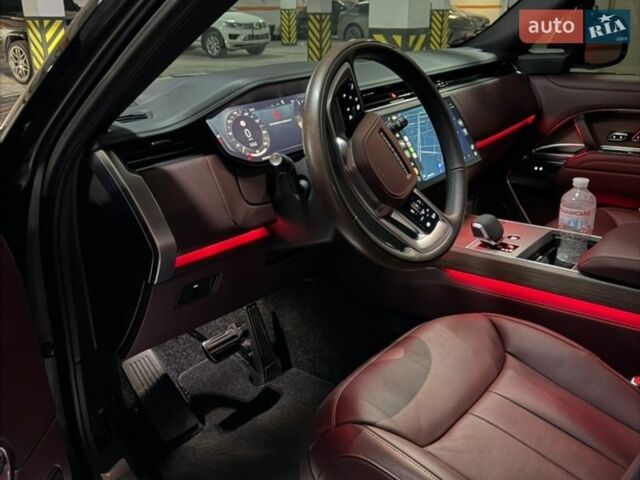 Серый Ленд Ровер Рендж Ровер, объемом двигателя 3 л и пробегом 30 тыс. км за 197000 $, фото 5 на Automoto.ua