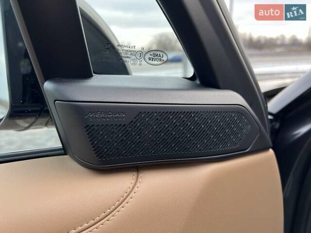 Серый Ленд Ровер Рендж Ровер, объемом двигателя 3 л и пробегом 3 тыс. км за 223790 $, фото 11 на Automoto.ua