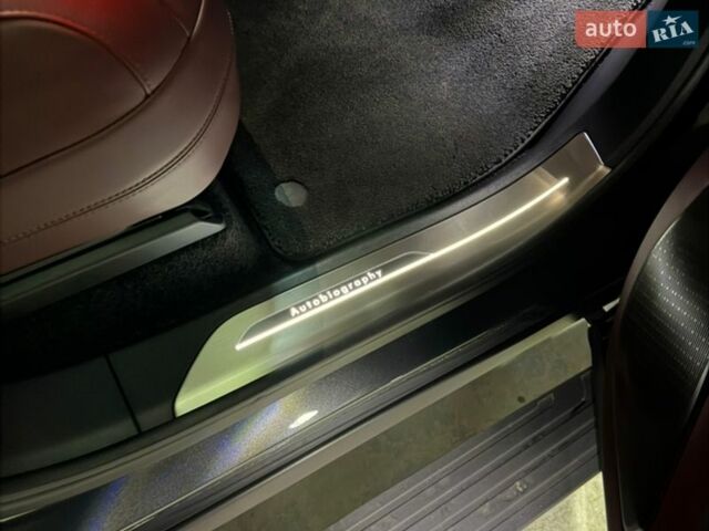 Серый Ленд Ровер Рендж Ровер, объемом двигателя 3 л и пробегом 30 тыс. км за 197000 $, фото 8 на Automoto.ua