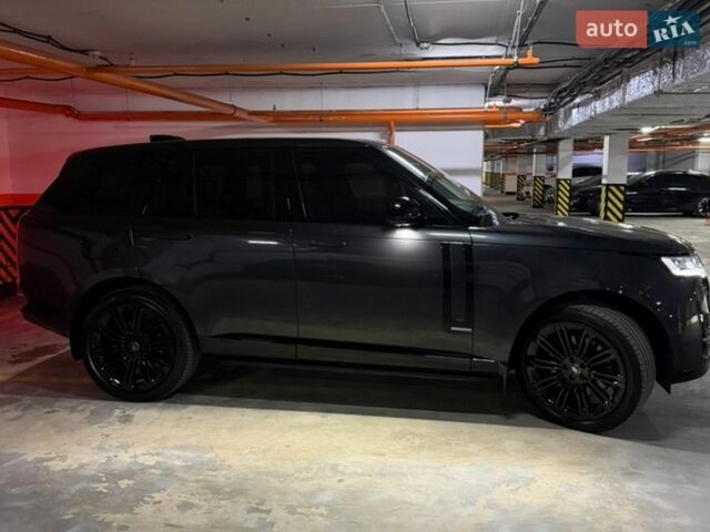 Серый Ленд Ровер Рендж Ровер, объемом двигателя 3 л и пробегом 30 тыс. км за 197000 $, фото 3 на Automoto.ua